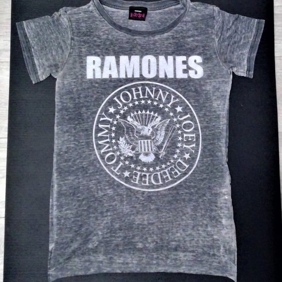 Ramones Tops - Ramones Acid Wash Band Tee